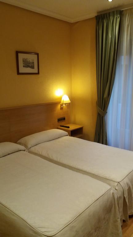 Pension La Concha Saint-Sébastien Extérieur photo